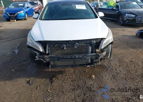 2015 Hyundai Sonata Sport z USA, uszkodzony, nr VIN 5NPE34AF8FH208288